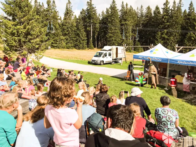 cd2937c3-aca1-4d5d-9a08-c8f94c1be38c